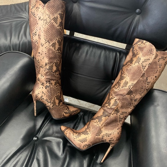 Knee High Pointed Toe Stiletto Heel Boot in Brown Snakeskin Effect Faux Leather - Picture 15 of 16